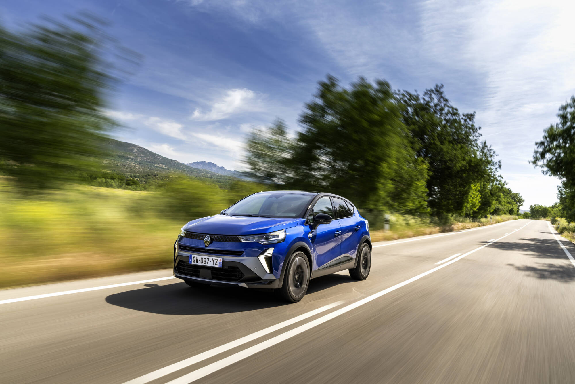 preturi-in-romania-pentru-noua-motorizare-full-hybrid-e-tech-160-cp